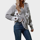 Paula | Πλεκτό πουλόβερ με φλοράλ ντεκολτέ και V λαιμόκοψη