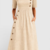 Lina – Vestido con detalles de botones