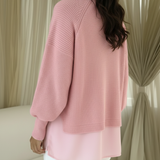 Camila | Camiseta de punto oversize con efecto dos-en-uno rosa.