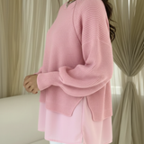 Camila | Camiseta de punto oversize con efecto dos-en-uno rosa.