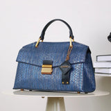 Celeste | Tote Mala Estampado Cobra Relieve Cuero Vegano